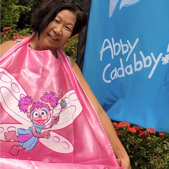 Meet your Posher, Sandra - Picture 2 of 2